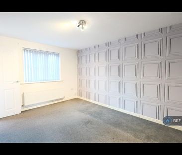 3 bedroom semi-detached house to rent - Photo 3