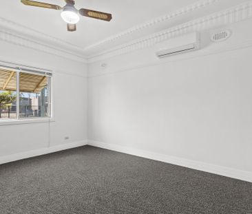 Charming 3-Bedroom Family Home - Photo 2