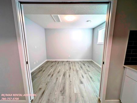 BSMT 1824 Erker Way Northwest - Photo 2