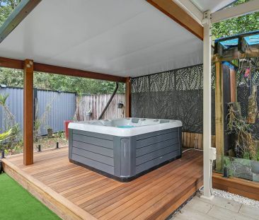 Beautiful family home with solar, batteries + powered shed - Photo 2