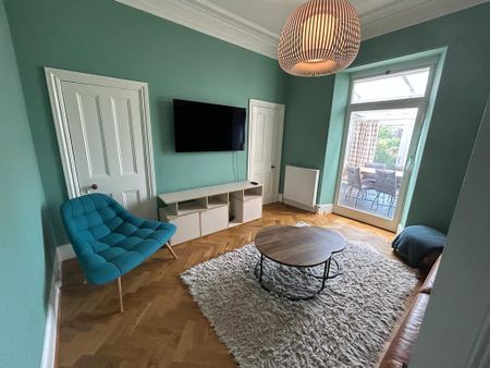 3 bedroom semi-detached house to rent - Photo 3