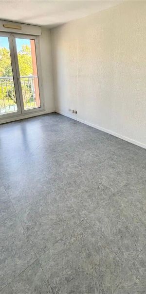 Location appartement 1 pièce - 23m² à Limoges (87000) - Photo 1