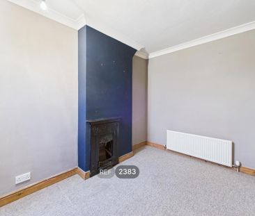 2 bedroom property to rent - Photo 4