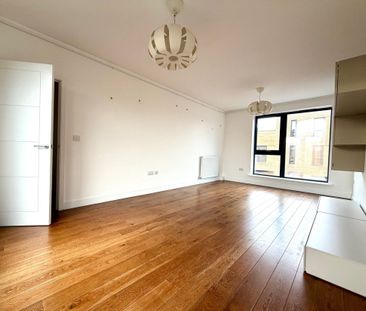 Cambridge CB2 - Photo 3