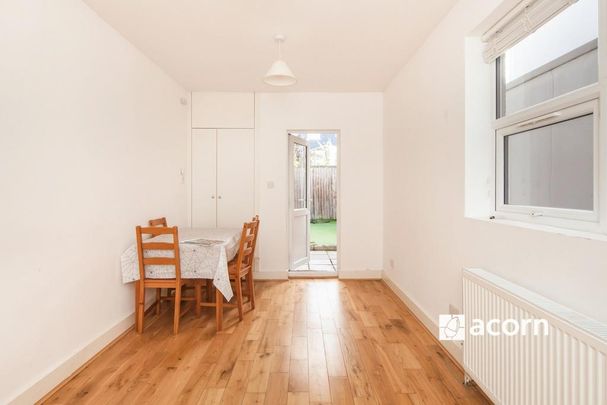 3 bedroom flat to rent - Photo 1