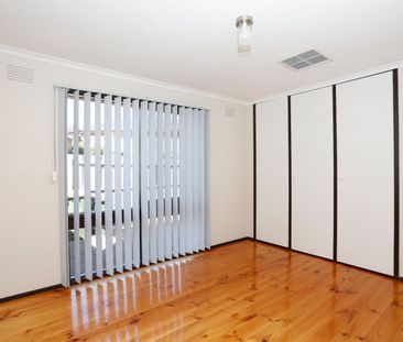 Practical family home in a great location! - Photo 5