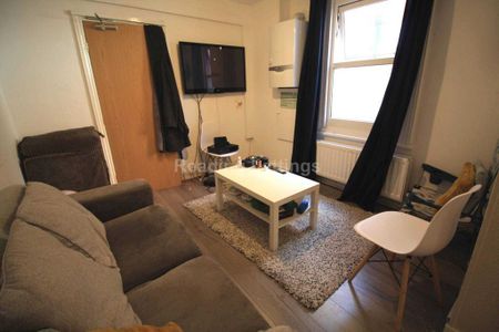 7 bedroom terraced house to rent - Photo 2