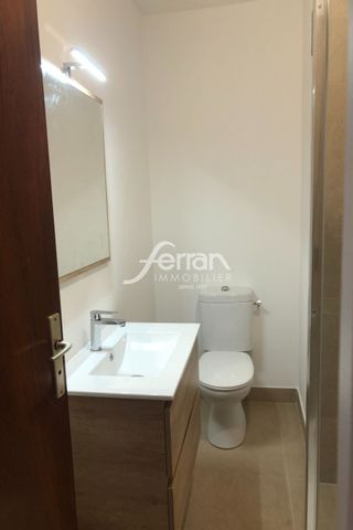 Location Appartement 2 pièces 45m² DRAGUIGNAN 83300 - Photo 5