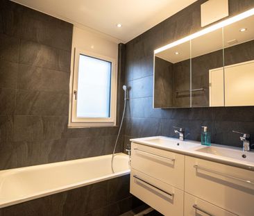 befristet - Moderne 4.5 Zimmerwohnung in Horgen - Photo 3