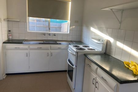2 Bedroom Unit Located Between the City and the Sea ...... - Photo 4