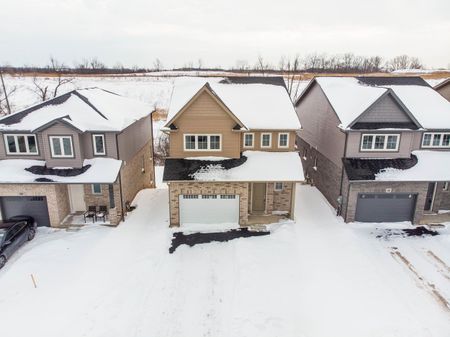 For Lease - 56 Willson Drive, Thorold, Ontario - Photo 5