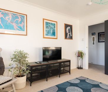 1 Bed Flat, St. Michaels Place, BN1 - Photo 3