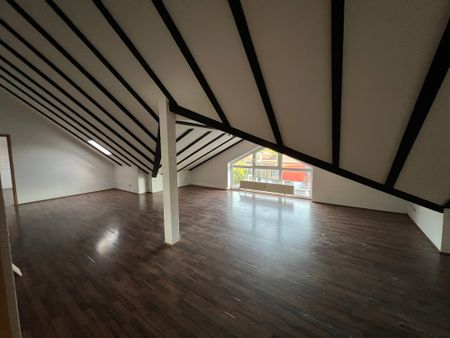 *Über den Dächern von Eppinghofen* 4-Zimmer DG-Wohnung in zentraler Lage* - Photo 4