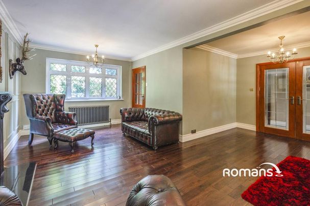 5 bedroom detached house to rent - Photo 1