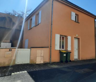 Location Maison 4 pièces 84 m² Valençay - Photo 1