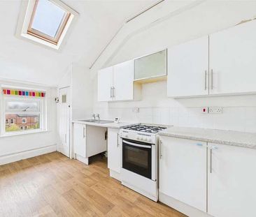 Beresford Road, Oxton, CH43 - Photo 2