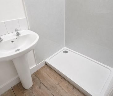 22 Durham RoadSouthend On SeaEssex - Photo 6