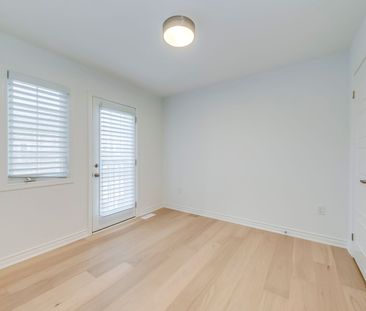 For Lease - 1305 Courtleigh Trail, Oakville, Ontario - Photo 2