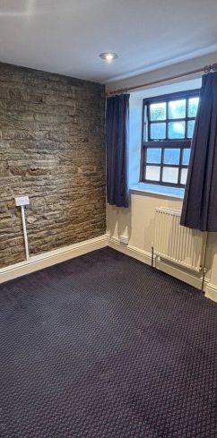 Hollingwood Hall, Chesterfield, S43 - Photo 1