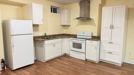 For Lease - 585 McGregor Farm Trail Unit# Lower Level, Newmarket, Ontario - Photo 5