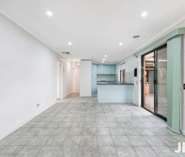 7 Maple Place, Craigieburn, Vic 3064 - Photo 4