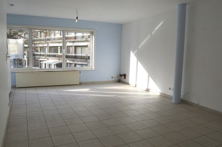 Verzorgd 1slaapkamerappartement in hartje Kortrijk - Foto 2