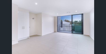 Near new spacious two bedroom unit - Photo 5