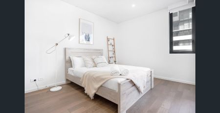 FULLY FURNISHED MODERN & CONVENIENCE 2 BEDROOM IN THE HEART OF MASCOT - Photo 5