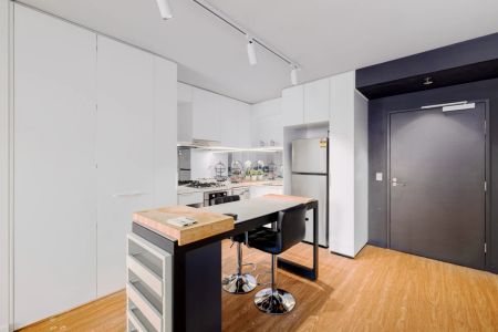 2 Bed 2 Bath Standard-3 people L9-17 - Photo 3