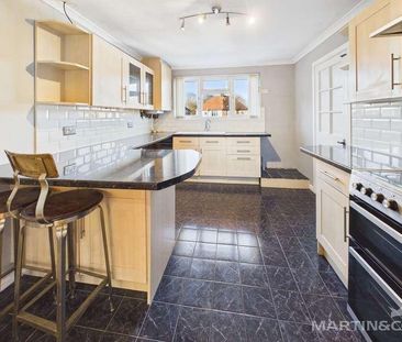 Meadow Way, Littlehampton, BN17 - Photo 3