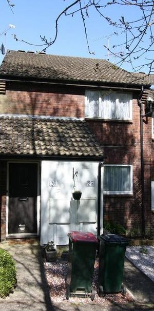 1 bedroom apartment to rent - Photo 2