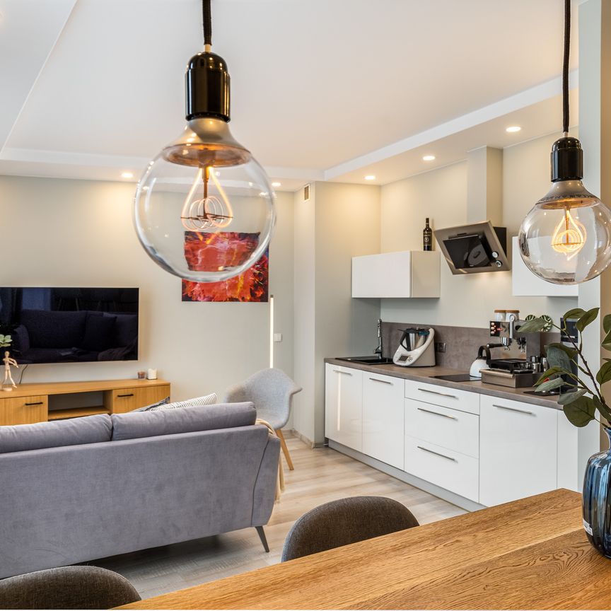 2-pok. 50m2, Stare podgórze, klima, parking - Photo 1