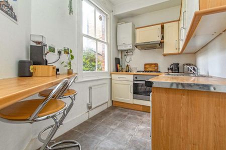 1 bedroom flat to rent - Photo 2