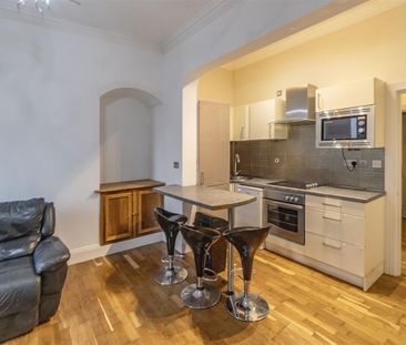 Woodside, Plymouth - Photo 3