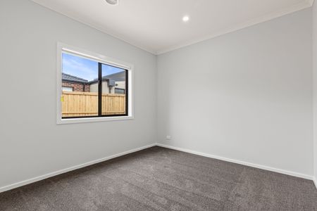 Brand New & Ready to call HOME! - Photo 5