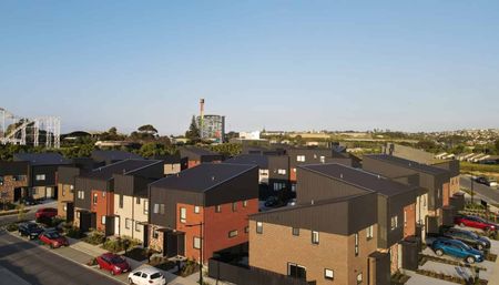 3 Bedroom Terrace Home - Photo 4