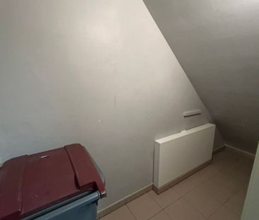 Halfopen bebouwing met 2 slaapkamers en garage - Foto 4