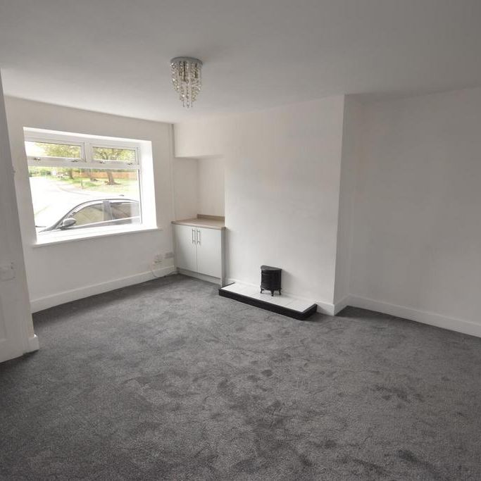 2 bedroom property to rent - Photo 1