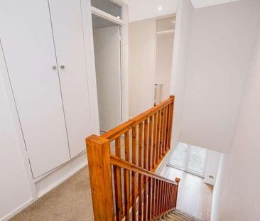 The Broadway, Loughton, IG10 - Photo 3
