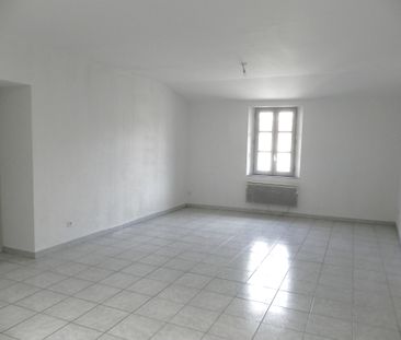 Location Appartement 3 pièces 64m² ARLES 13200 - Photo 1