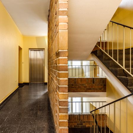 Perfect City Life - Photo 2