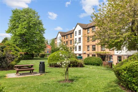 Portland Road, N15, London - Photo 4