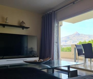 3 bedroom luxury Flat for rent in Nueva Andalucia, Andalusia - Photo 5