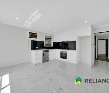 4 Bedroom house in the good location of Werribee !!! - Photo 3