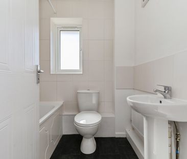 3 bedroom property to rent - Photo 4