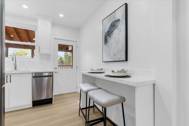 For Lease - 24 Eaton Place, Hamilton, Ontario - Photo 1