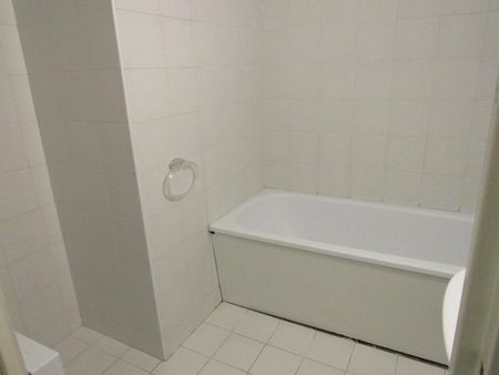 Location Appartement 2 pièces 45m² TOULOUSE 31500 - Photo 5