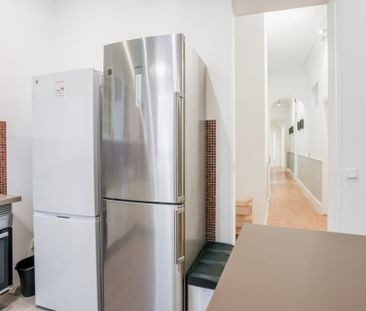 Cozy room in Ventura Rodriguez - Photo 2