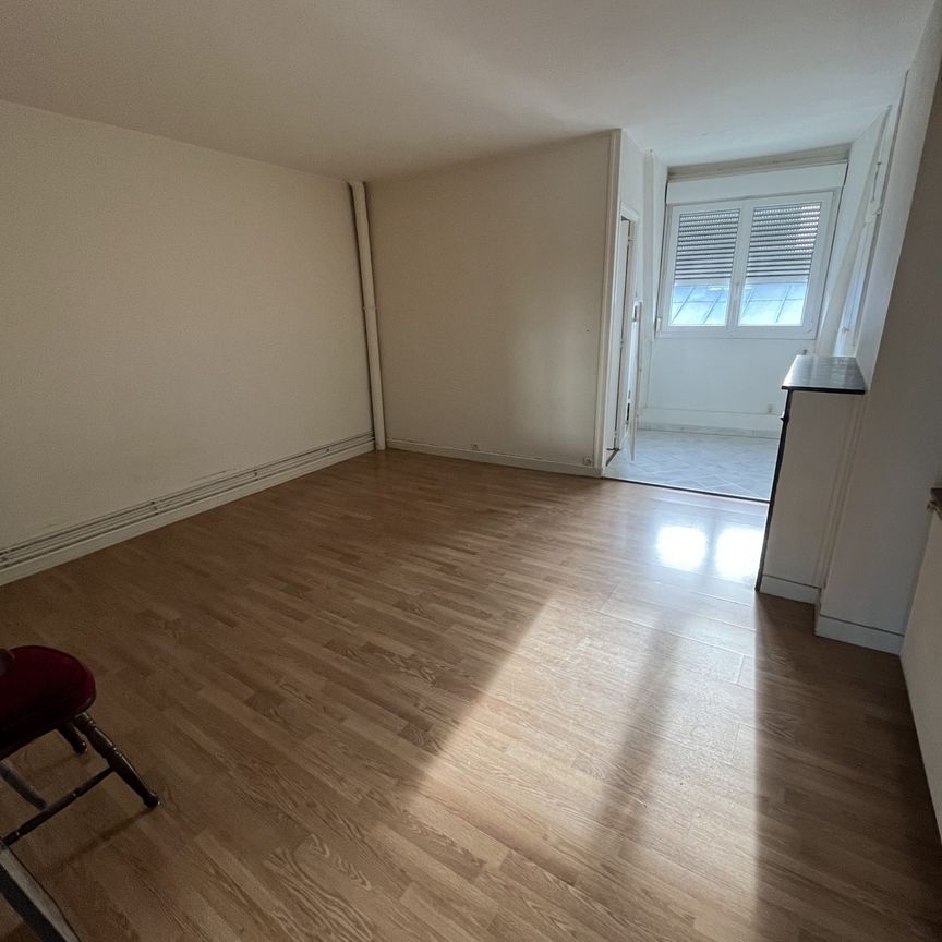 A louer : Appartement T2 - 57m² - Saint-Quentin (02100) - Photo 1