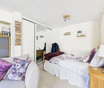 1 bedroom Maisonette in Maiden Place, Reading - Photo 5